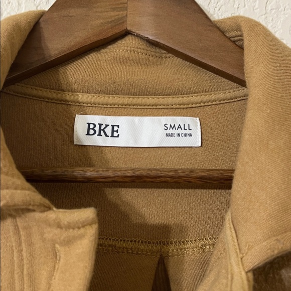 BKE Buckle Mustard Yellow Fleece Shacket Women’s S - Picture 4 of 7